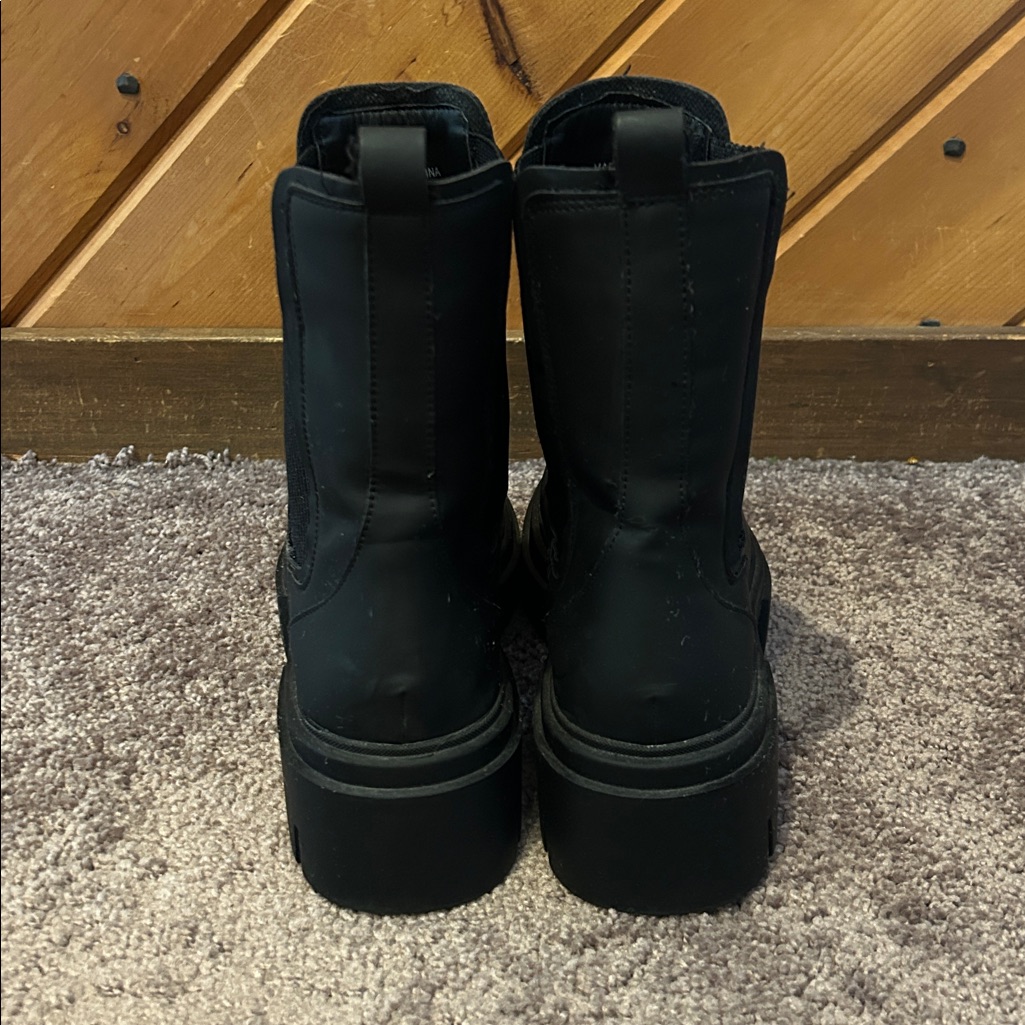 Schuh Black Amaya Split Sole Chunky Chelsea Boots — image 7 of 8